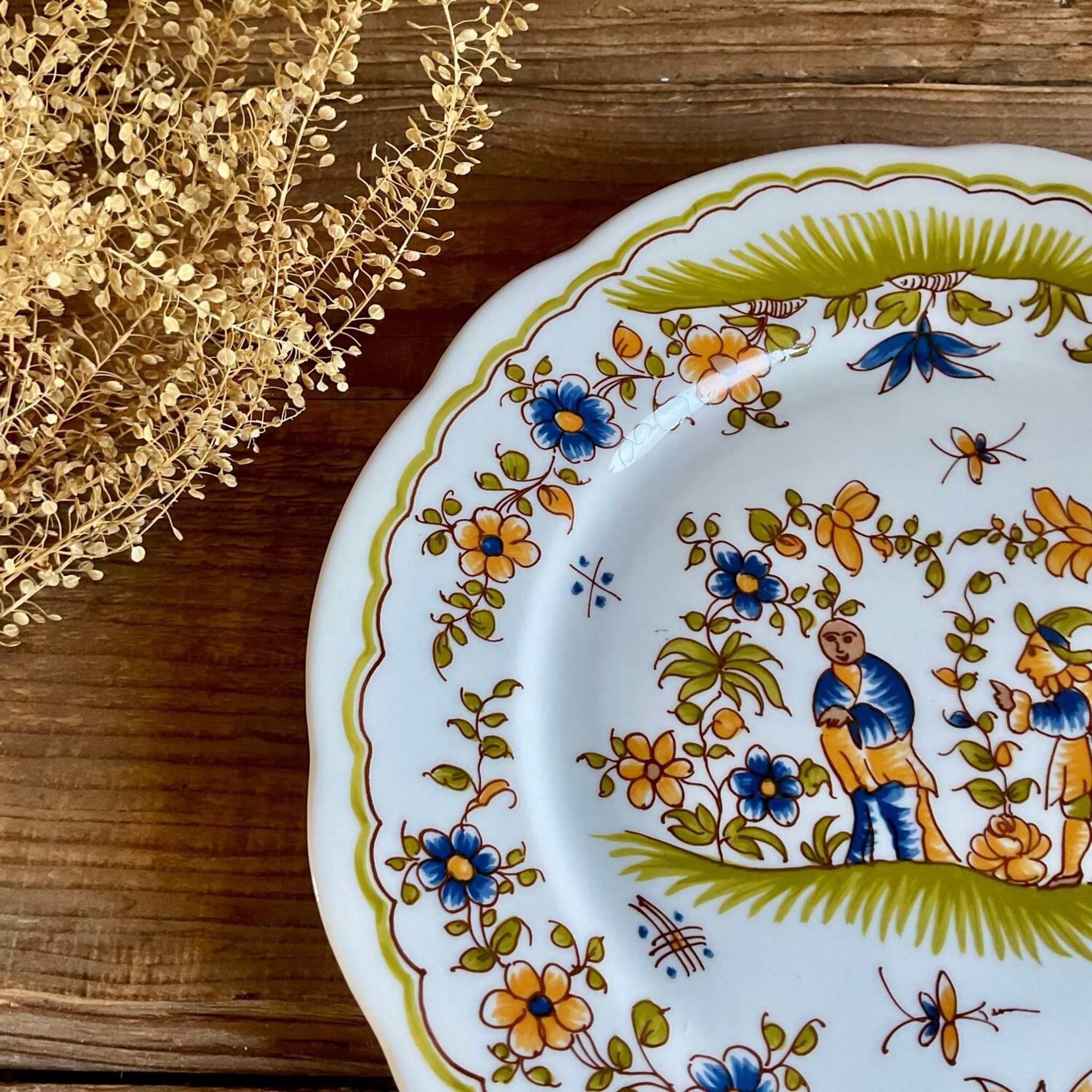 Assiette « Vieux Moustiers » reproduction vintage