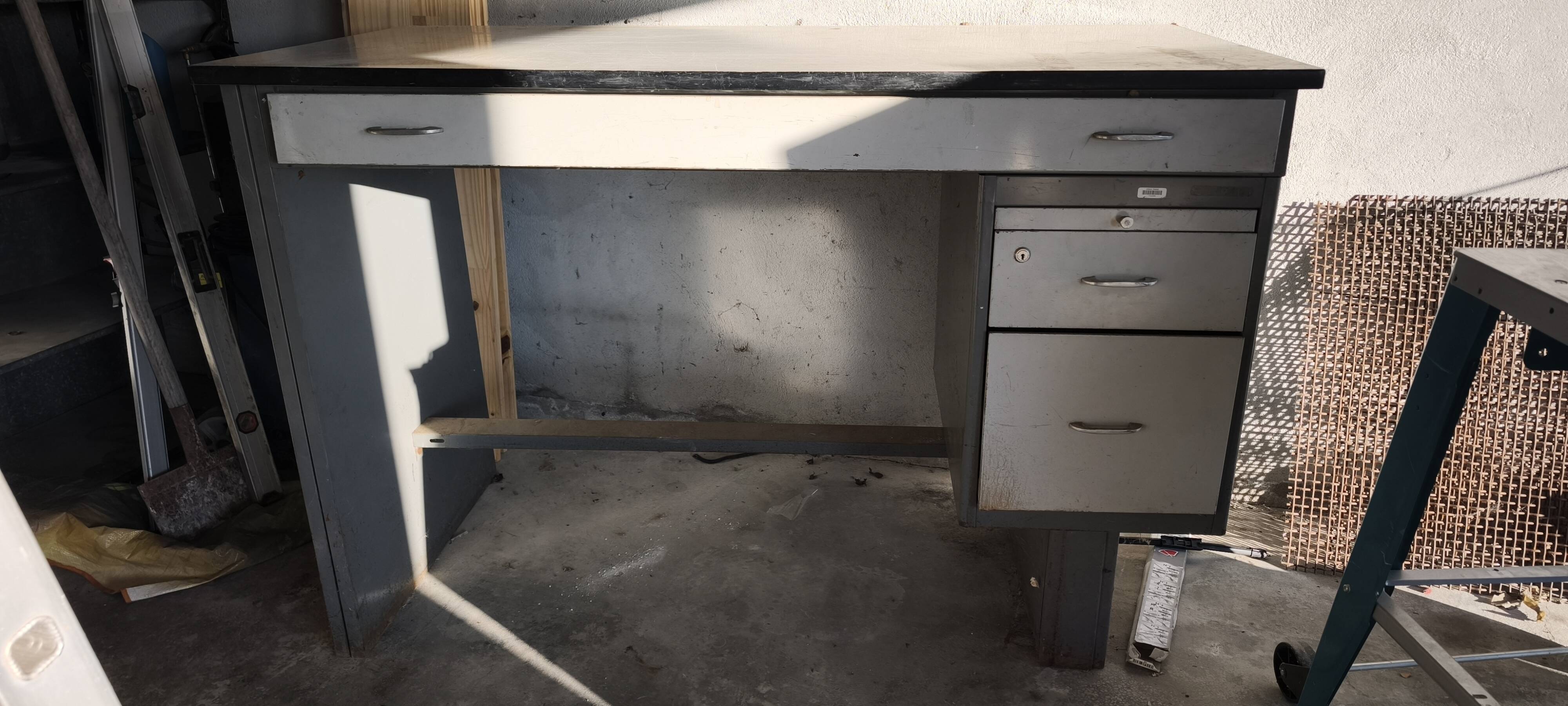 Metal industrial desk