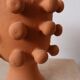 Vase cache pot sculptural terracotta fait main