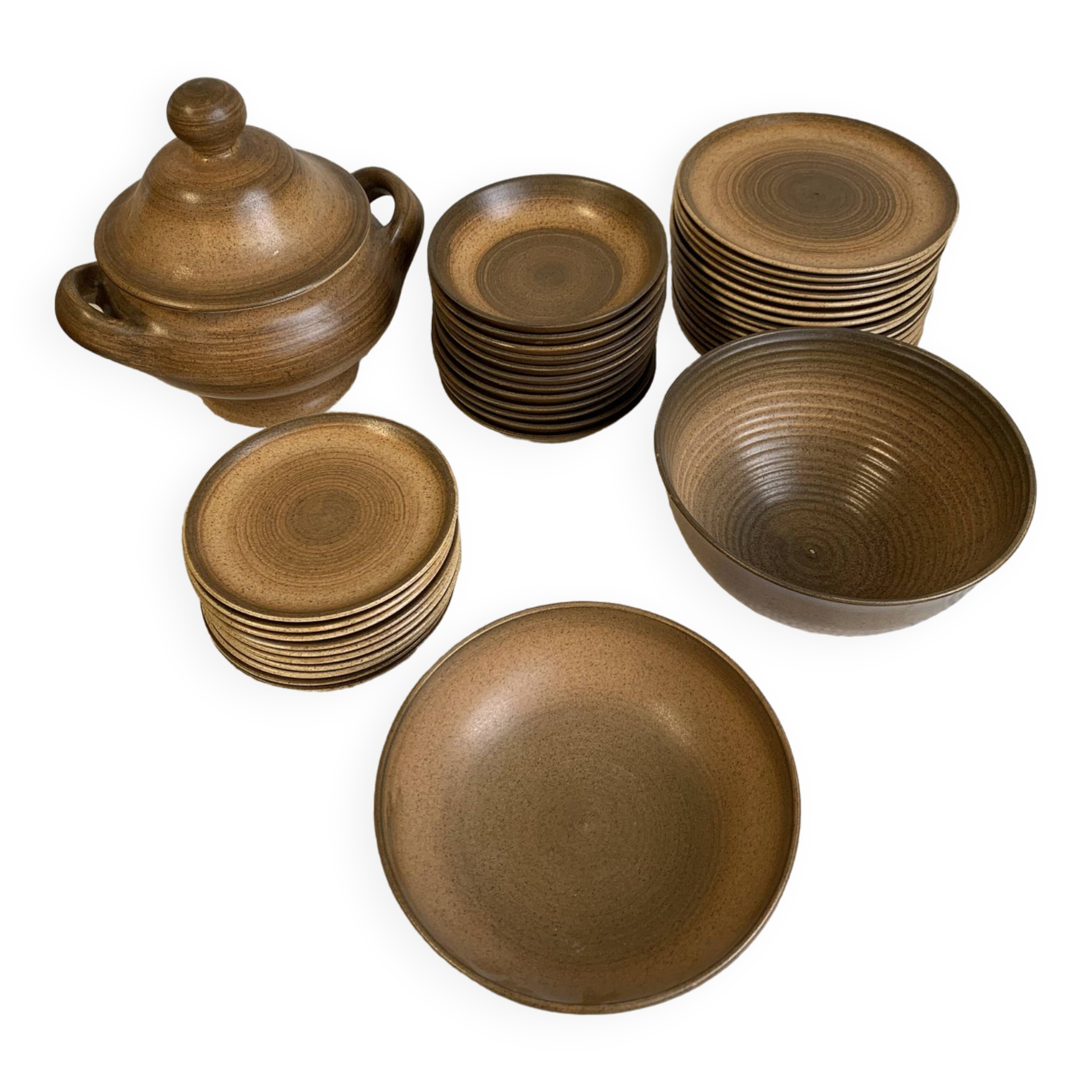 8 Longchamp enamelled stoneware plates, 1970