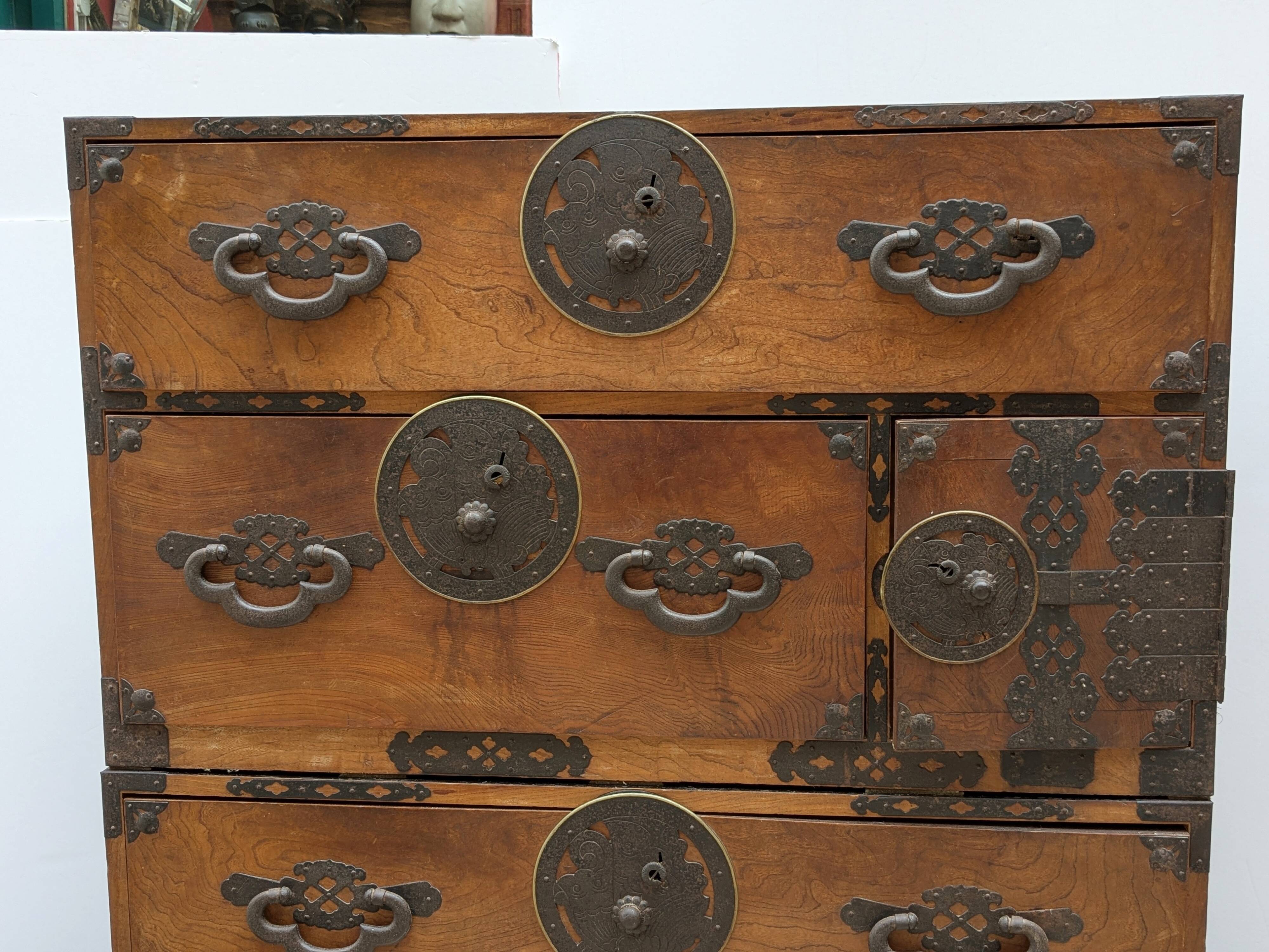 Commode japonaise - tansu - XIXe siècle - ére Meiji