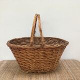 Market basket in wicker rattan