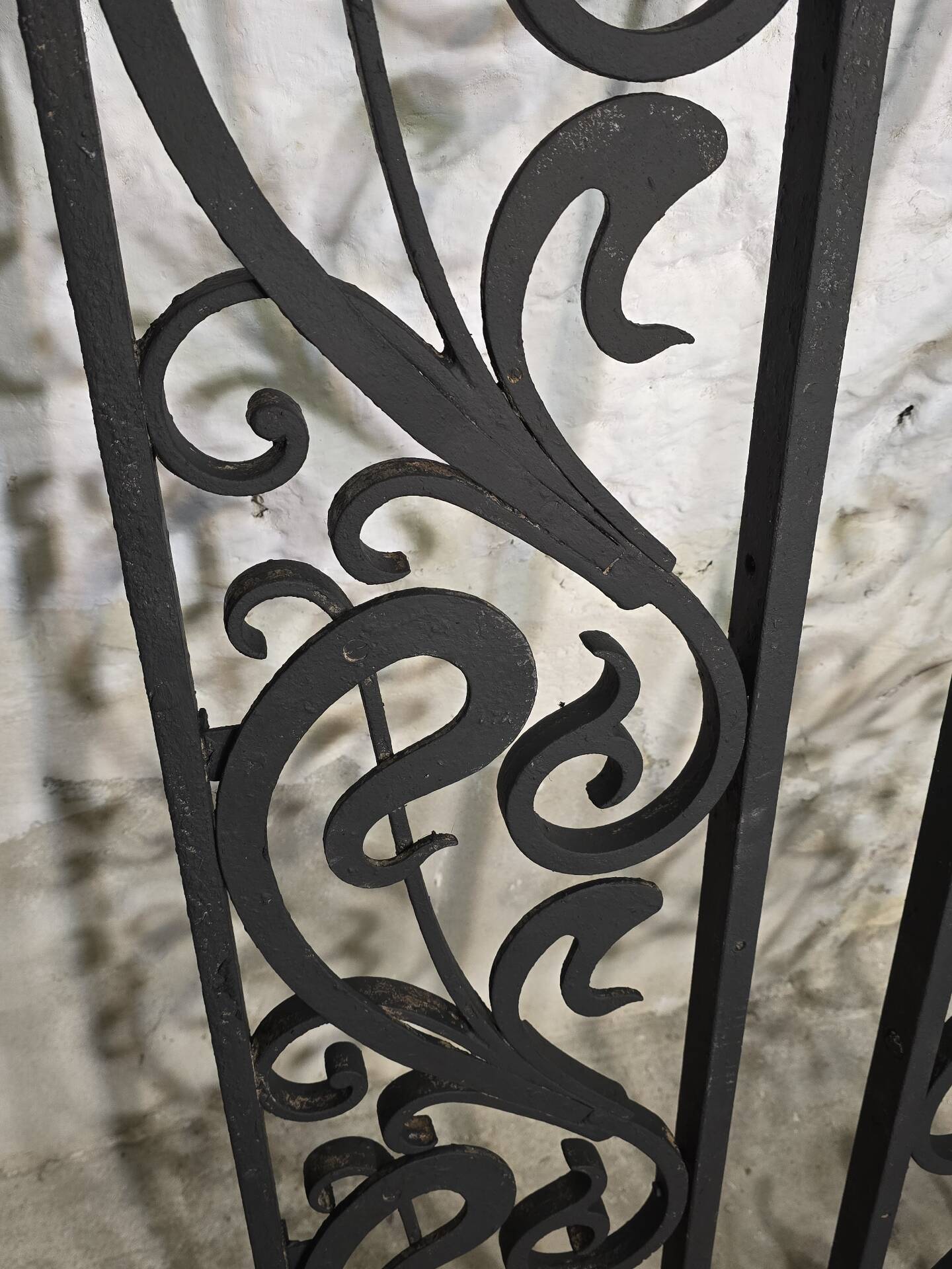 Wrought iron grille from the early 20th century Art Deco / Art Nouveau