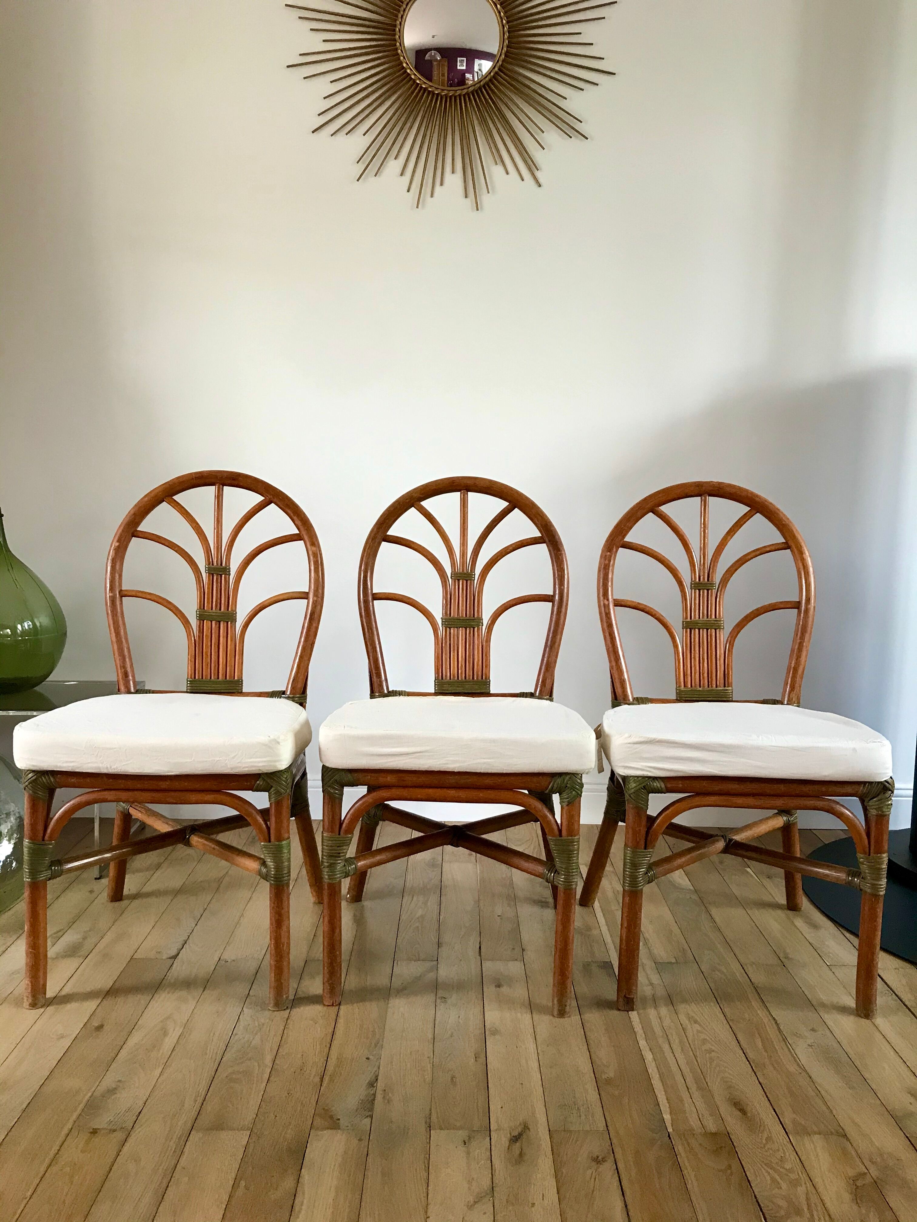 Set of 3 rattan / bamboo chairs with cushions years 1960-1970