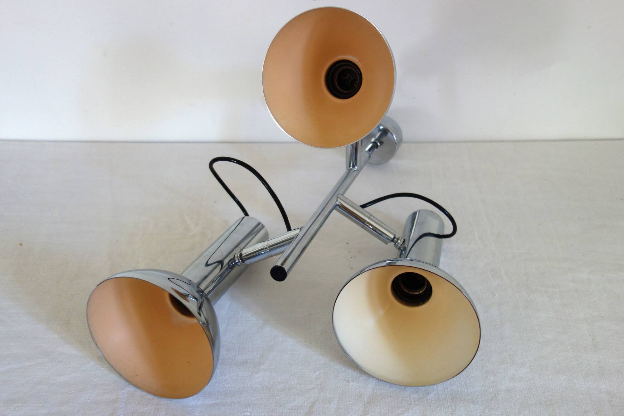 Chrome metal 3-spot chandelier from the 1970s.