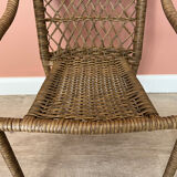 Small children's chair in beige scoubidou.