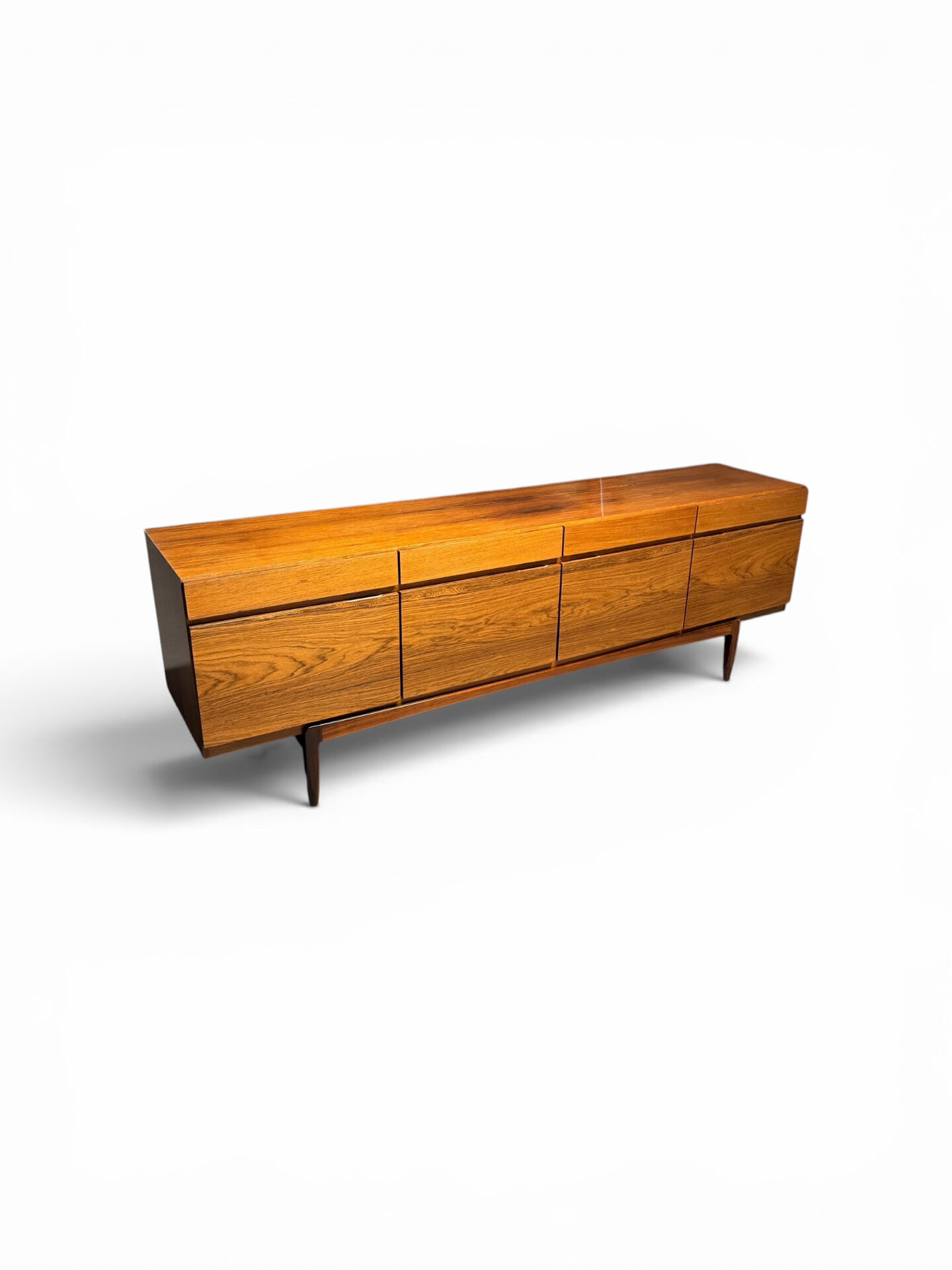 Enfilade FA66 by Ib Kofod-Larsen