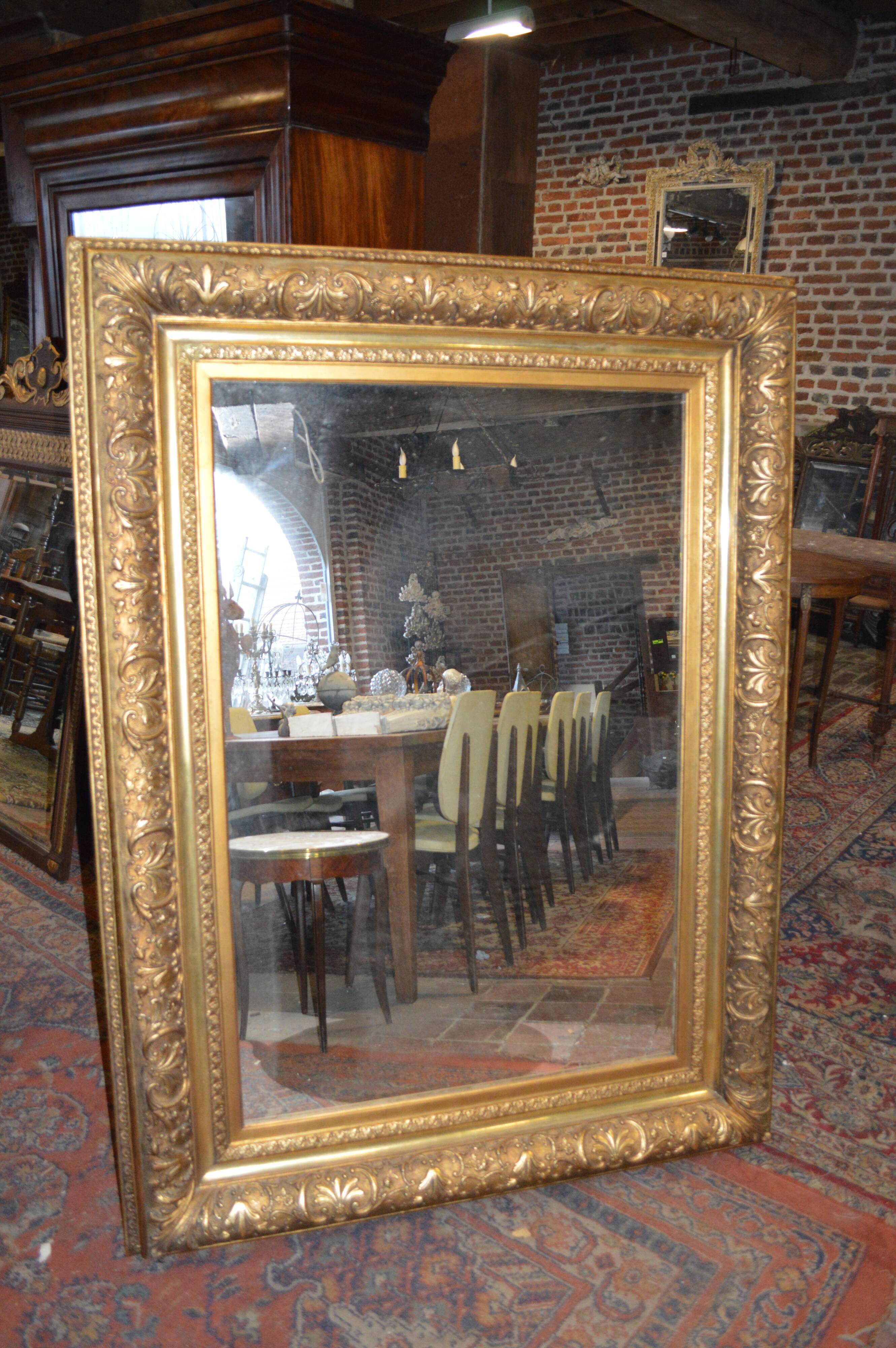 Golden mirror - 158x118cm