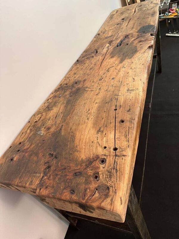 Très grand et ancien établi de mécanique plateau en orme massif rare !