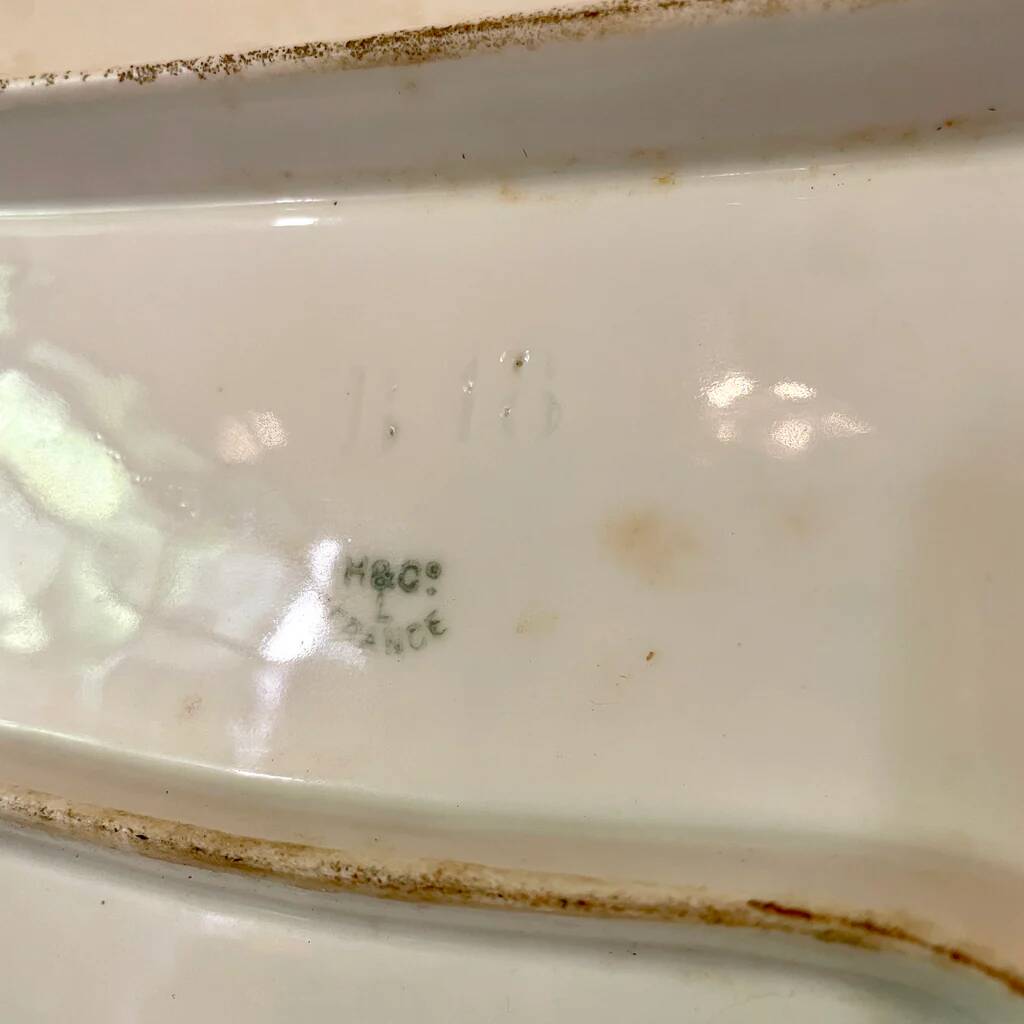 Grand plat rectangulaire en porcelaine XIXe H&Cie France