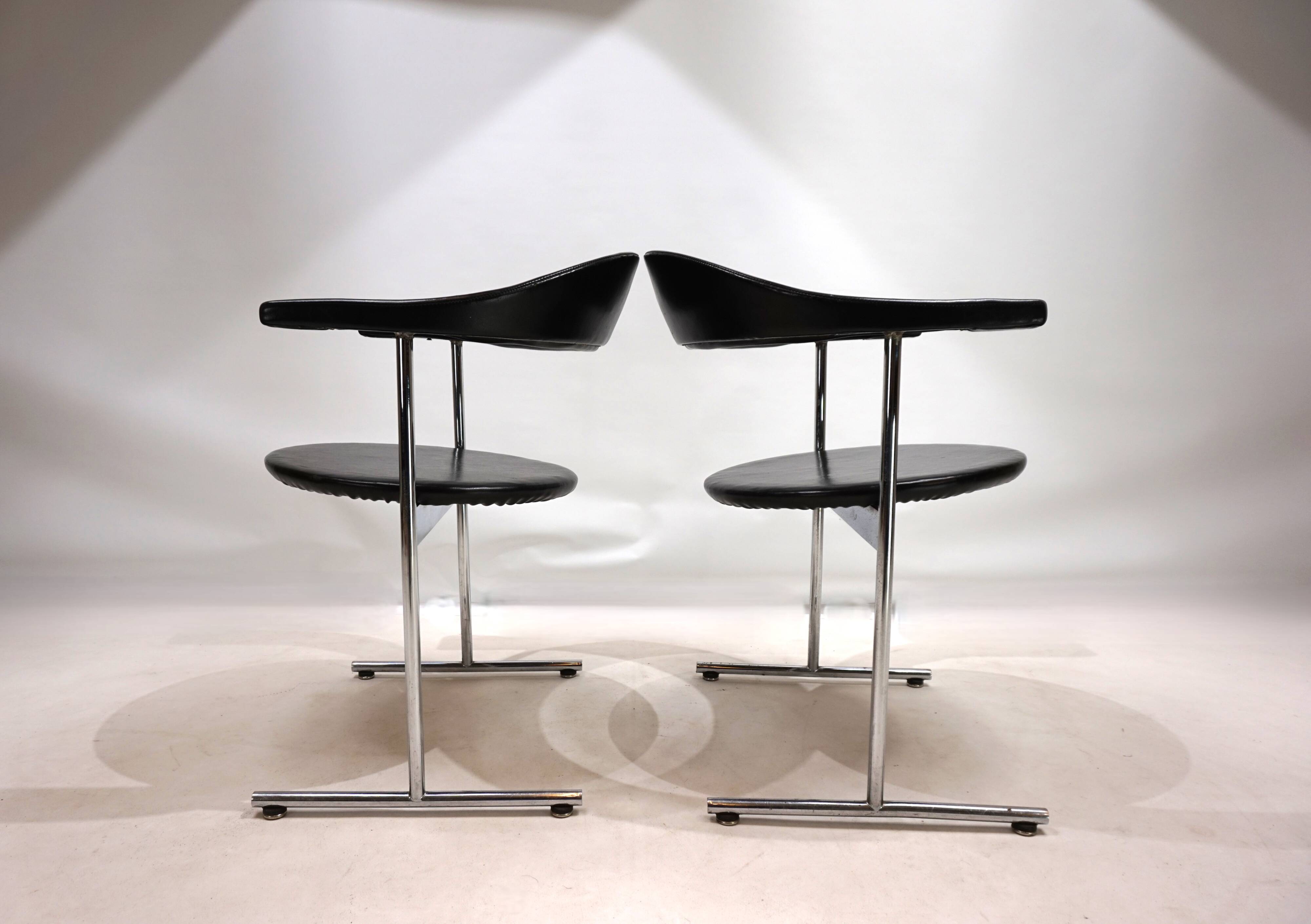 Set of 2 Kaufeld Airport 037 chairs by Geoffrey Harcourt, 1960