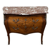 Commode galbée et marquetée style Louis XV