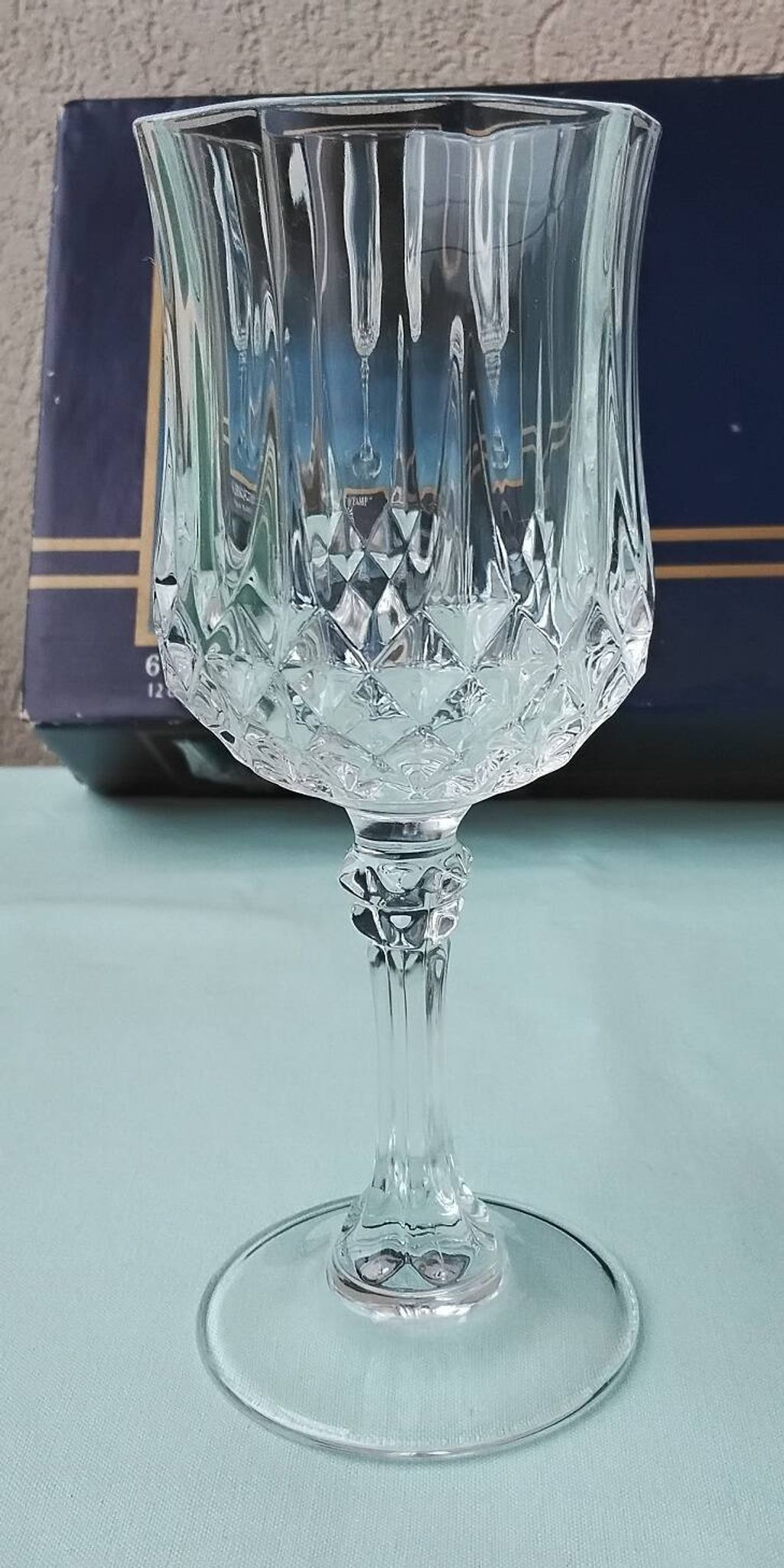 6 verres à pied en cristal