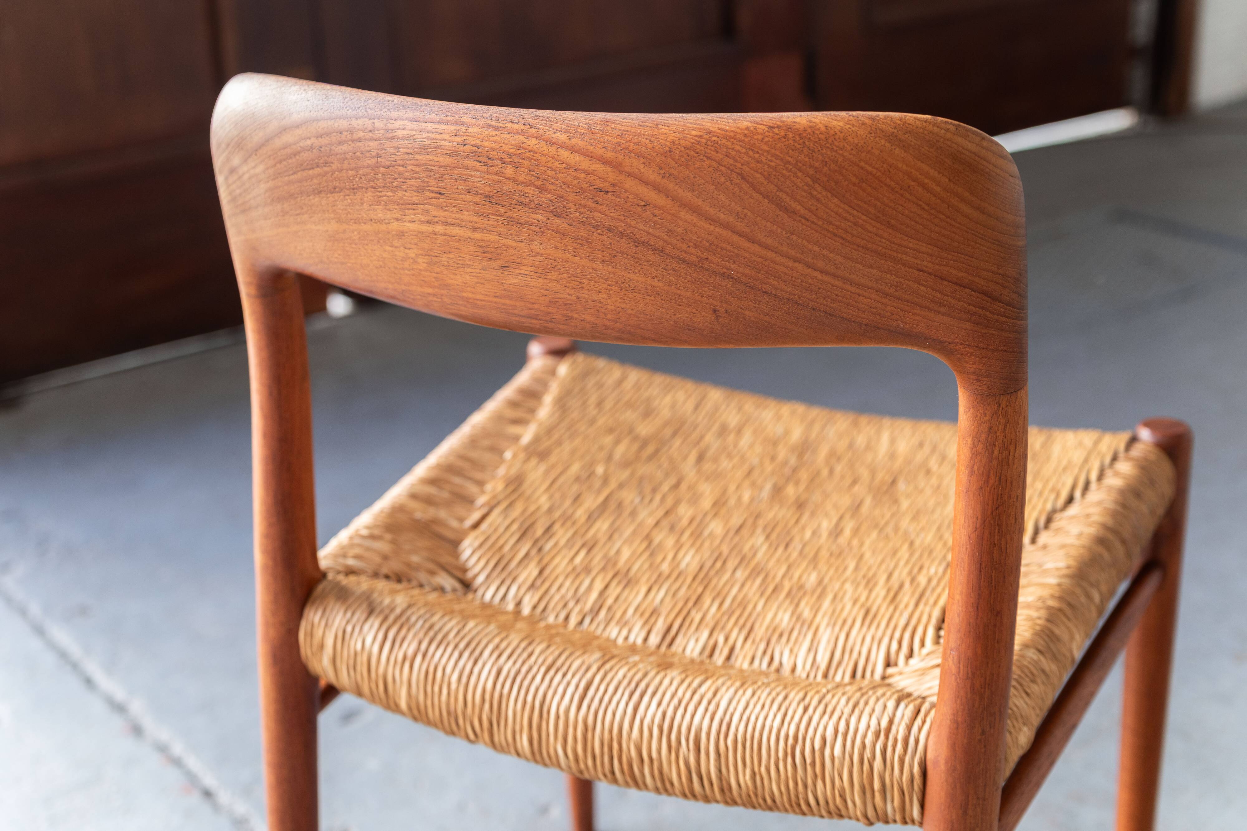 Set of 4 dning chairs 'Model 75' by Niels O. Moller