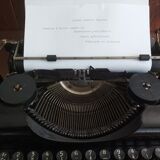 Typewriter old olympia simplex 30s