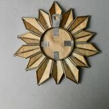 Mirror shape sun with parecloses of mirrors