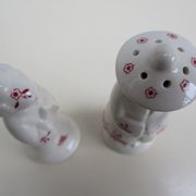 Salt and pepper shakers, ceramic Churchill England