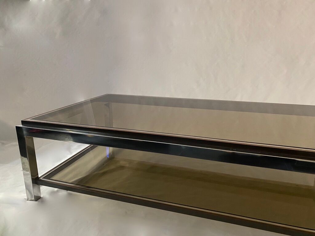 Table basse bicolore des années 1970 avec verre fumé d’après Willy Rizzo