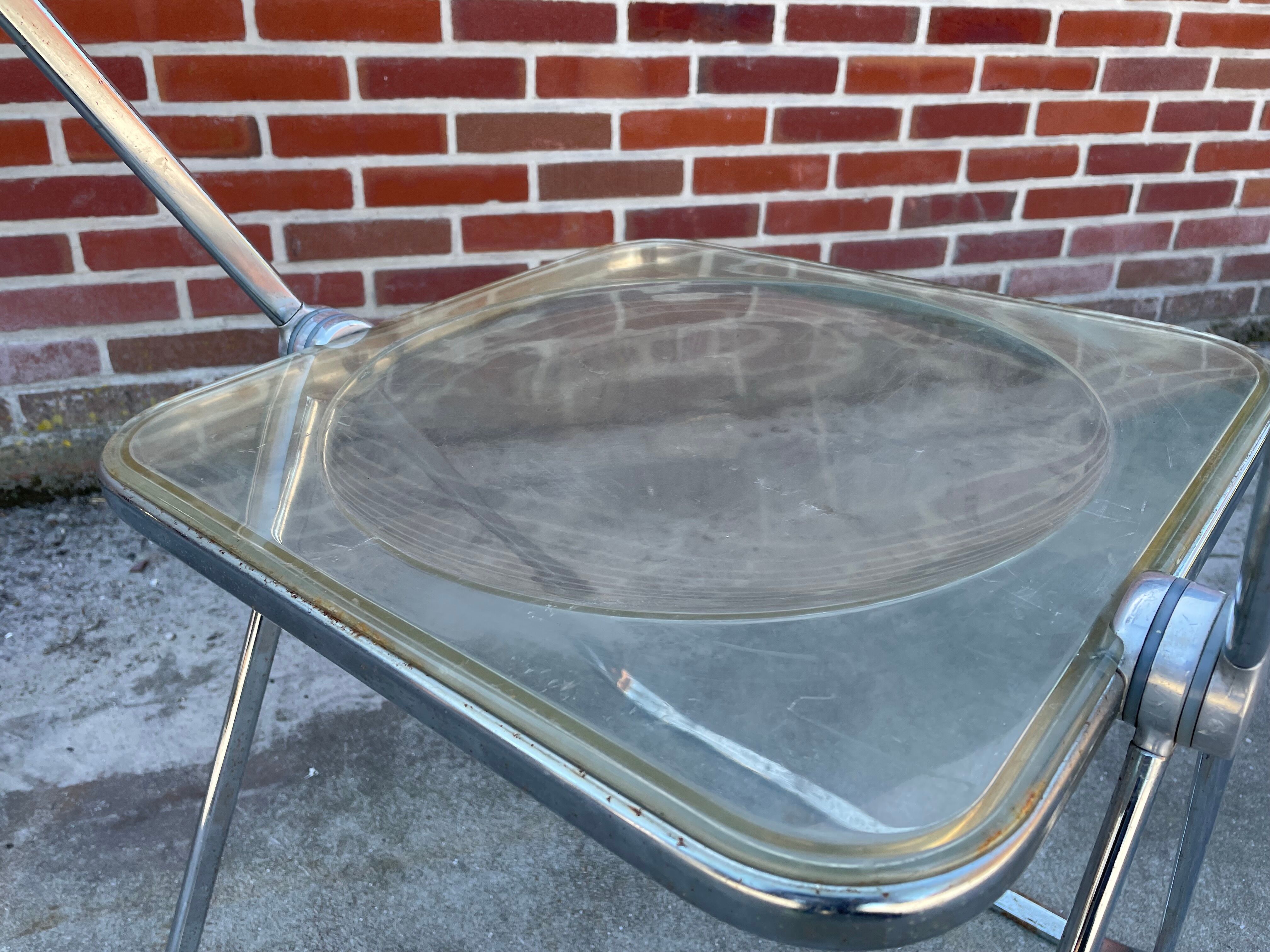 Plia chair by Giancarlo Piretti  for castelli