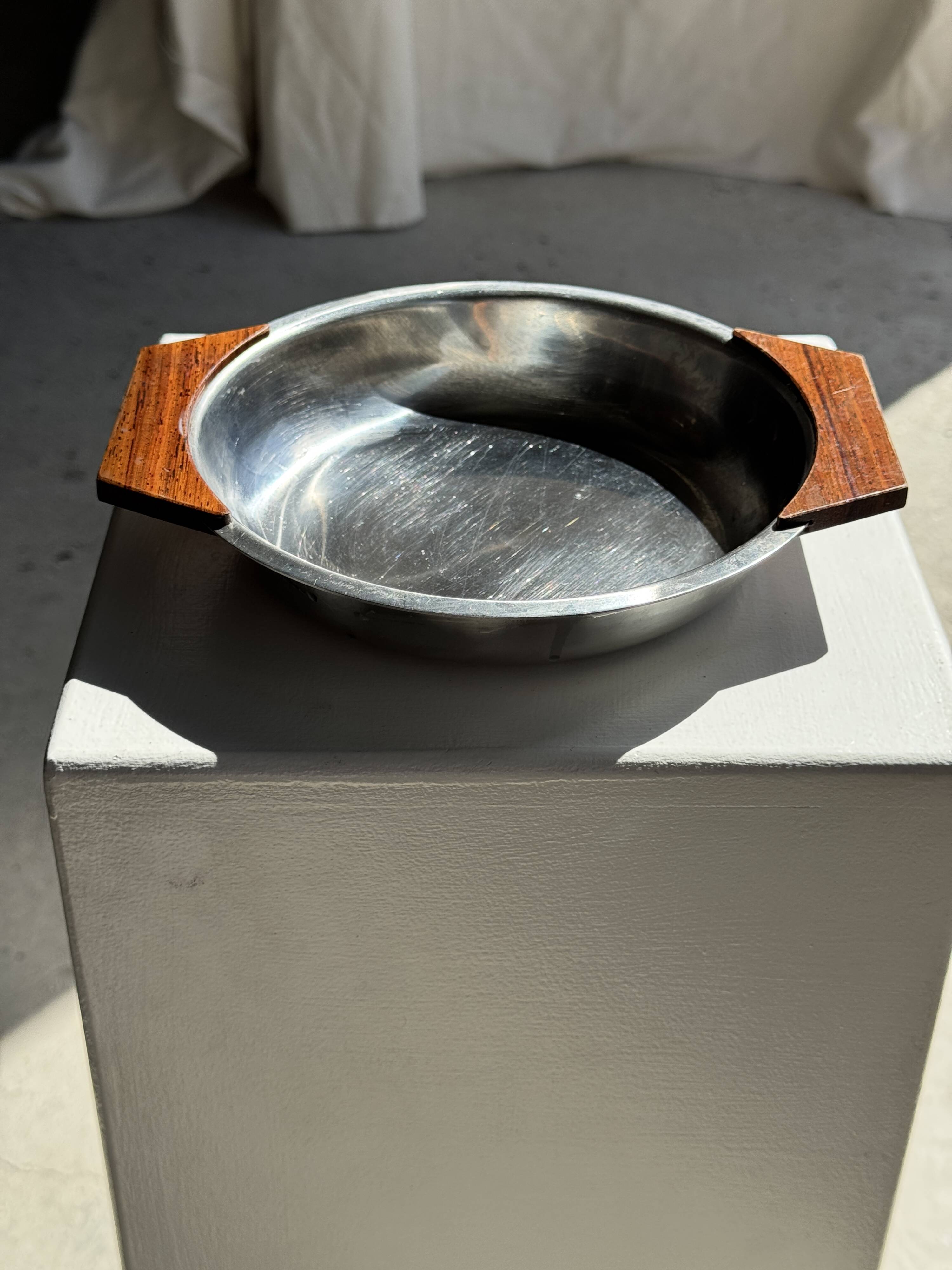Shallow dish in stainless steel and wood H4 D20
