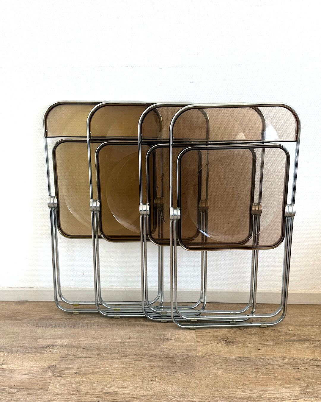 4 Plia chairs, Giancarlo Piretti