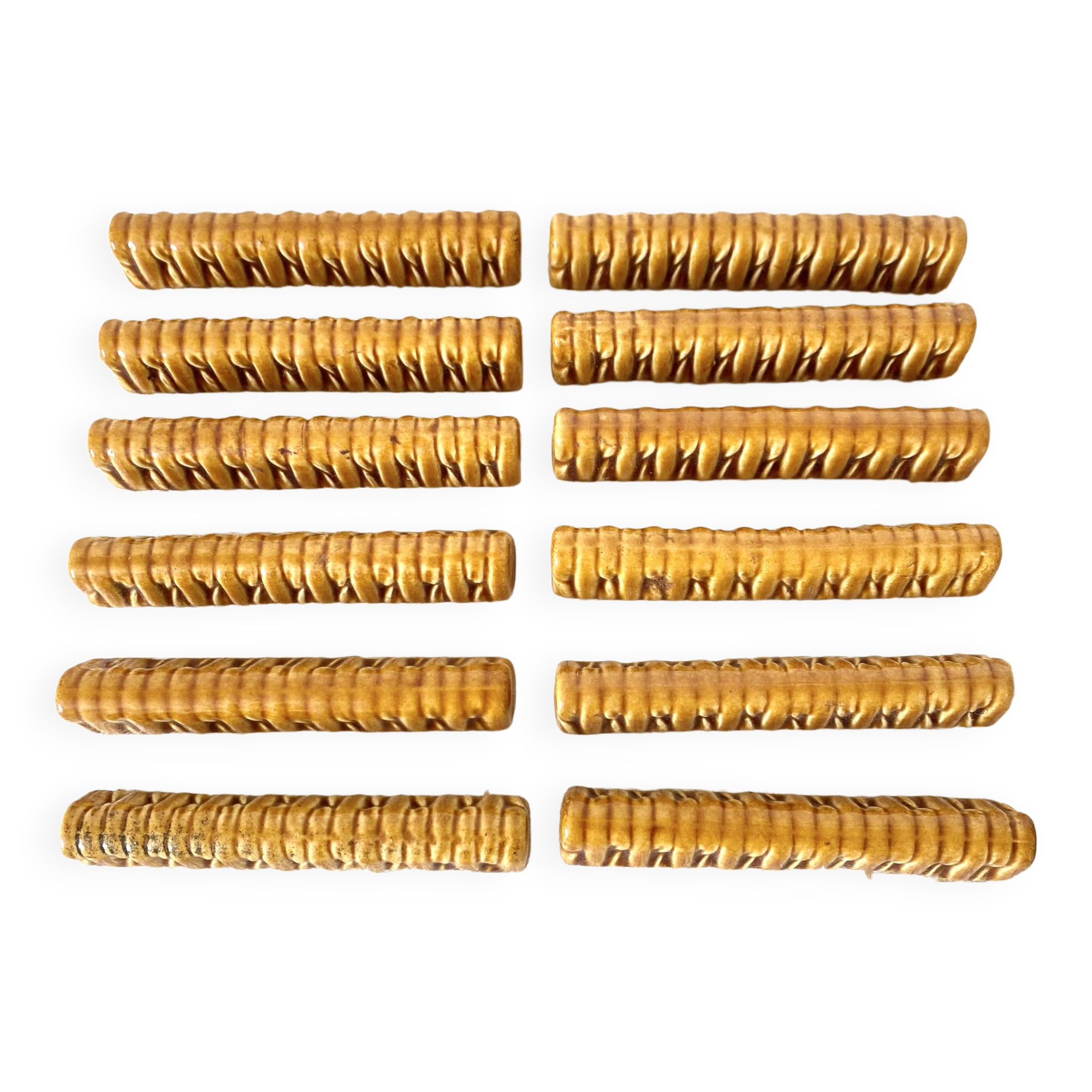 Braided effect ceramic knife holders, 1950s