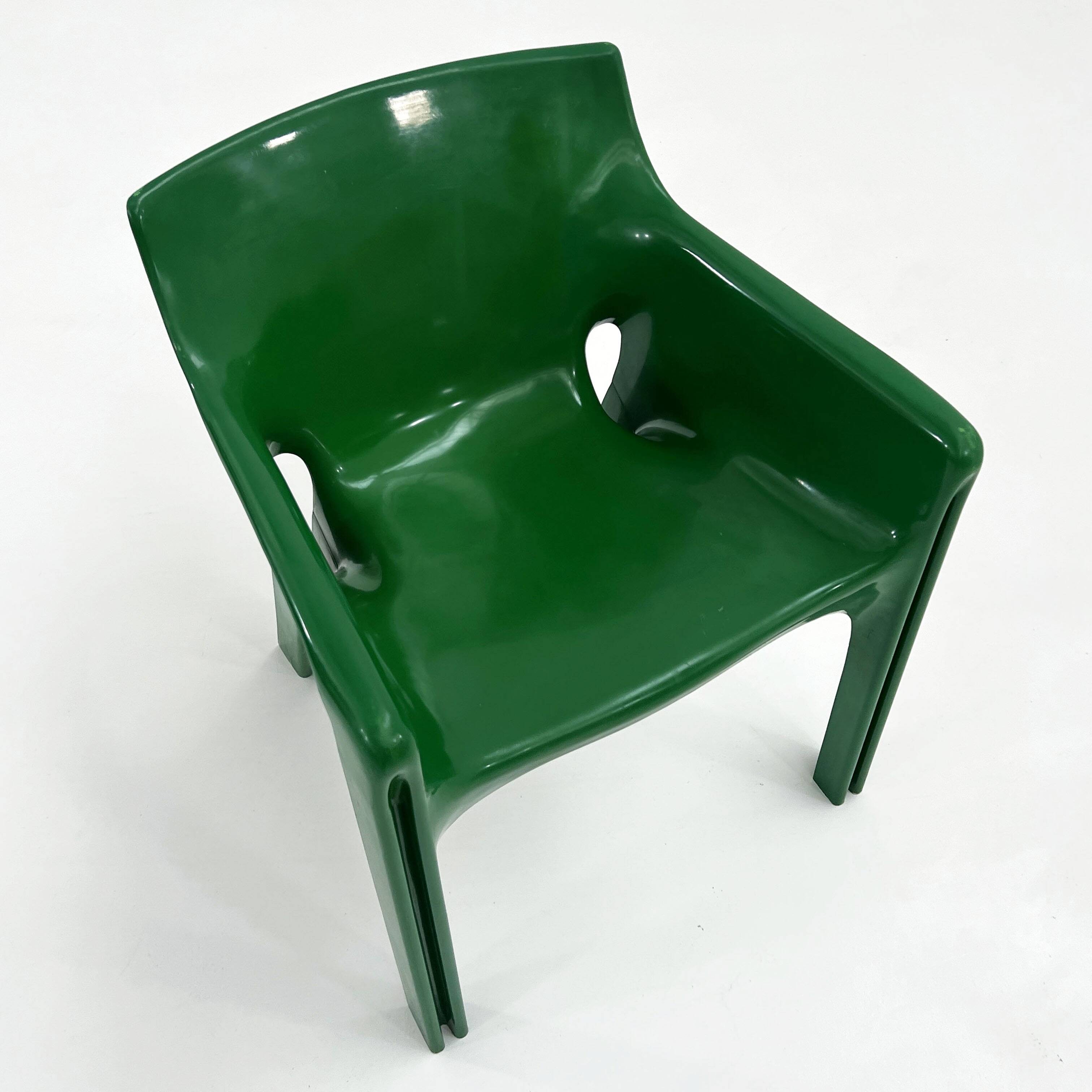 Fauteuil Vert Gaudi de Vico Magistretti pour Artemide, 1970