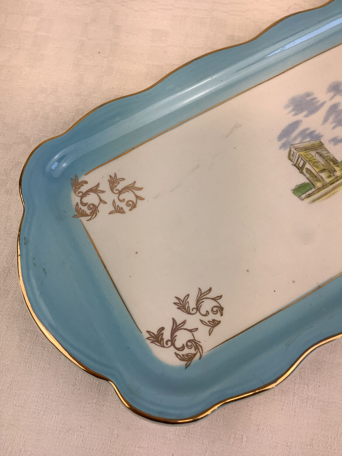 Porcelain cake dish France Badonviller