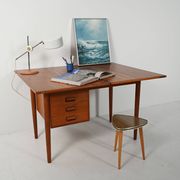 Bureau vintage en teck à rabat scandinave