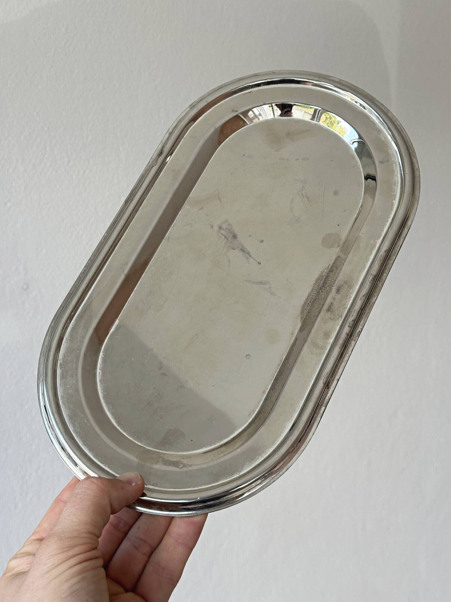 Set of 3 silver-plated trays with a very patinated finish.
