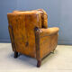 Fauteuil club en cuir des années 1950.