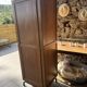 Wooden locker with tubular base