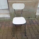 Chaise en formica