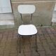 Chaise en formica