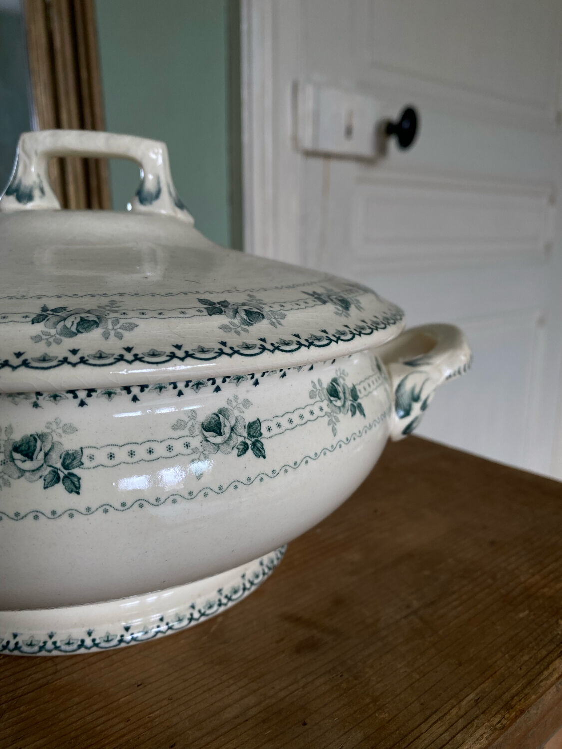 Old tureen in earthenware iron earth Alexandra