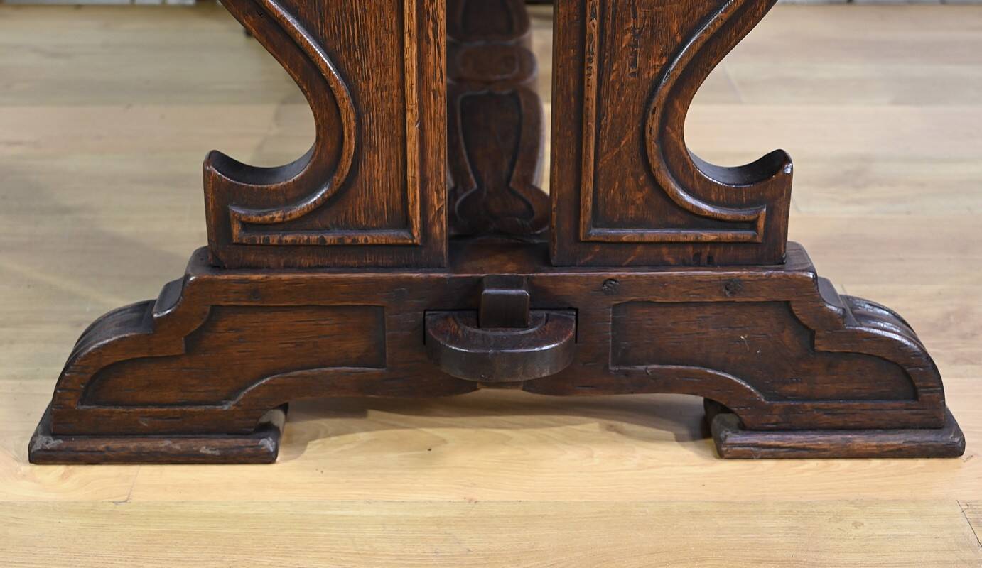 Oak Desk Table, Neo-Gothic style – Early 20th century