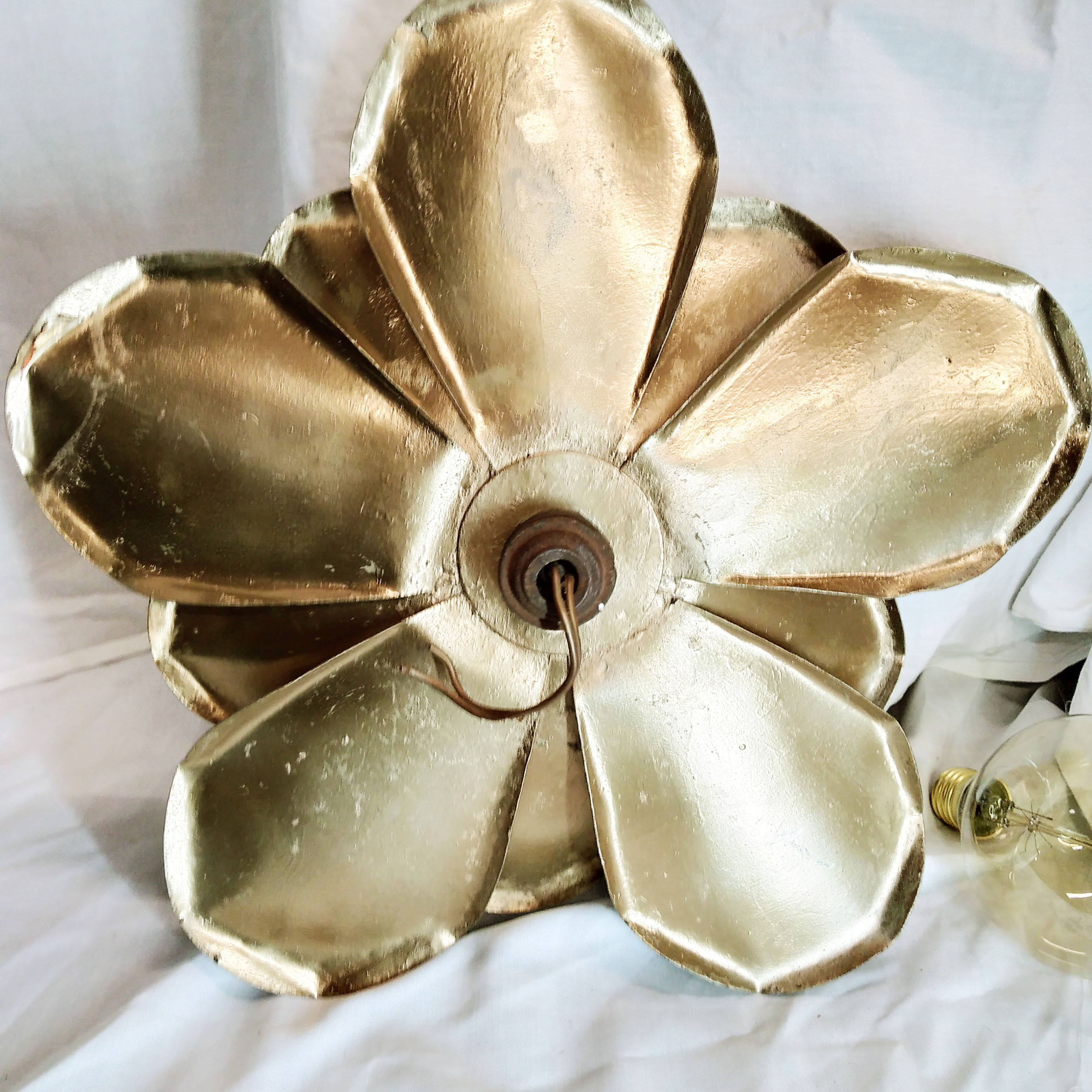 Metal flower ceiling 1960