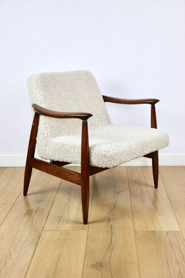 Fauteuil vintage GFM 300-202 design J.Kedziorek Loft années 70 en bouclée beige - 2 pièces disponibles