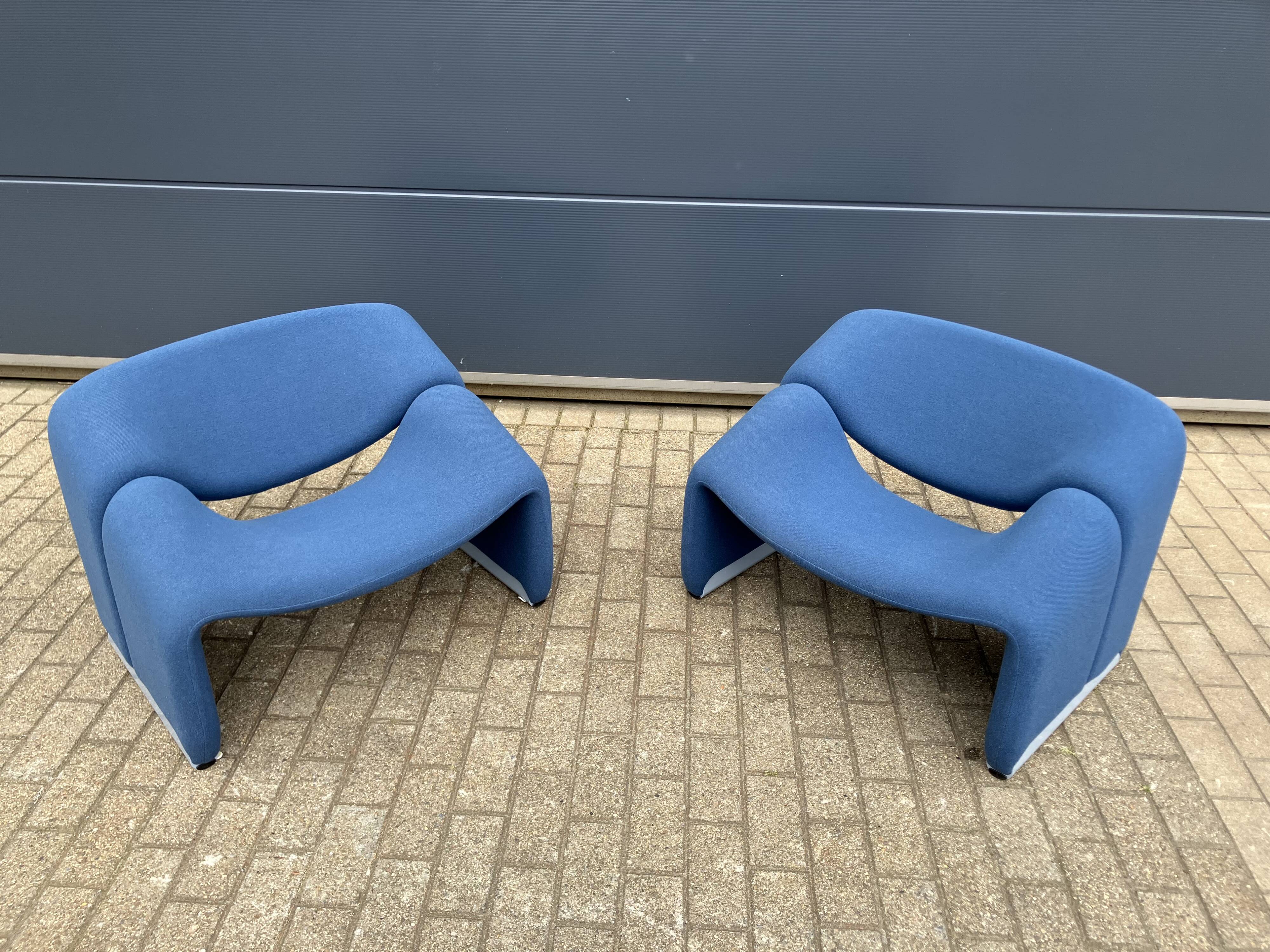 2x Artifort Groovy F598 (M-chair) blue, perfect state! Pierre Paulin