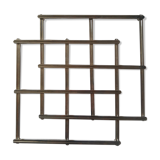Stretchy silver metal flat bottom