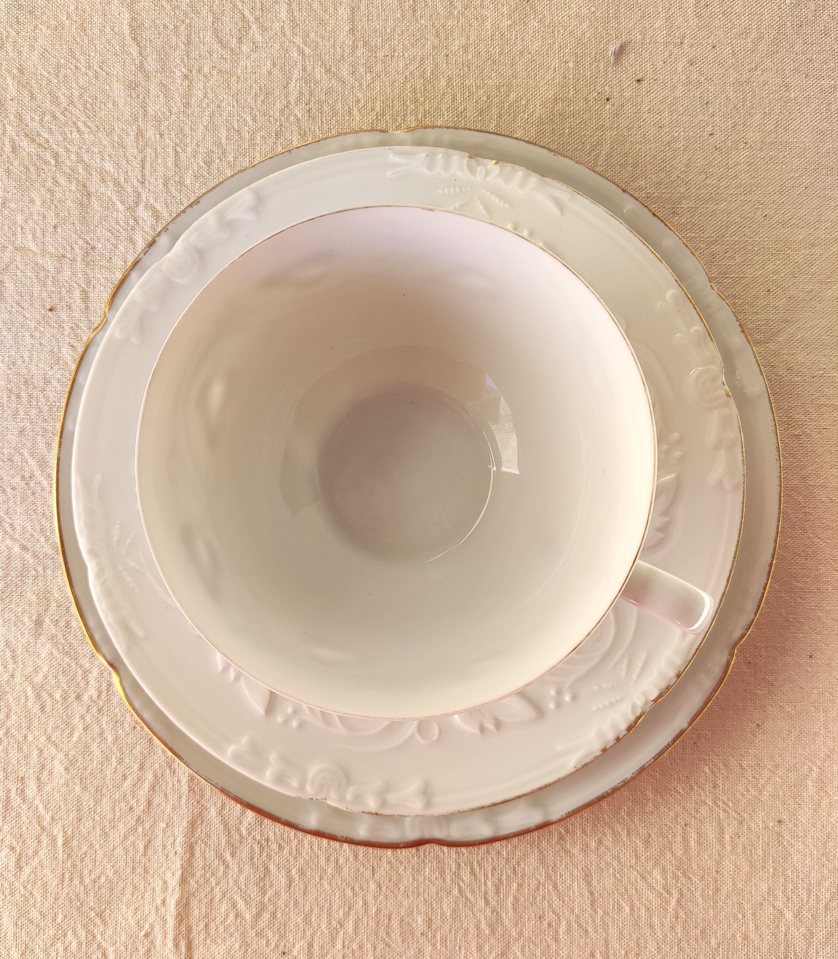 2 breakfasts in Havilland porcelain model Empress