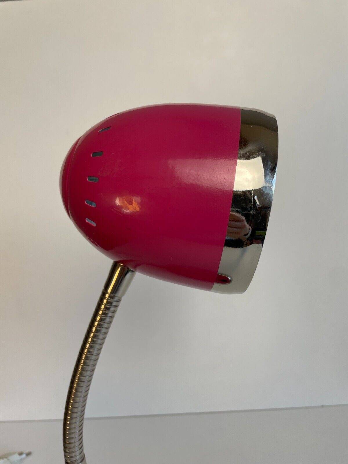 Flexible Pink and Metal Desk Lamp - 70's Style - Seventies and Vintage