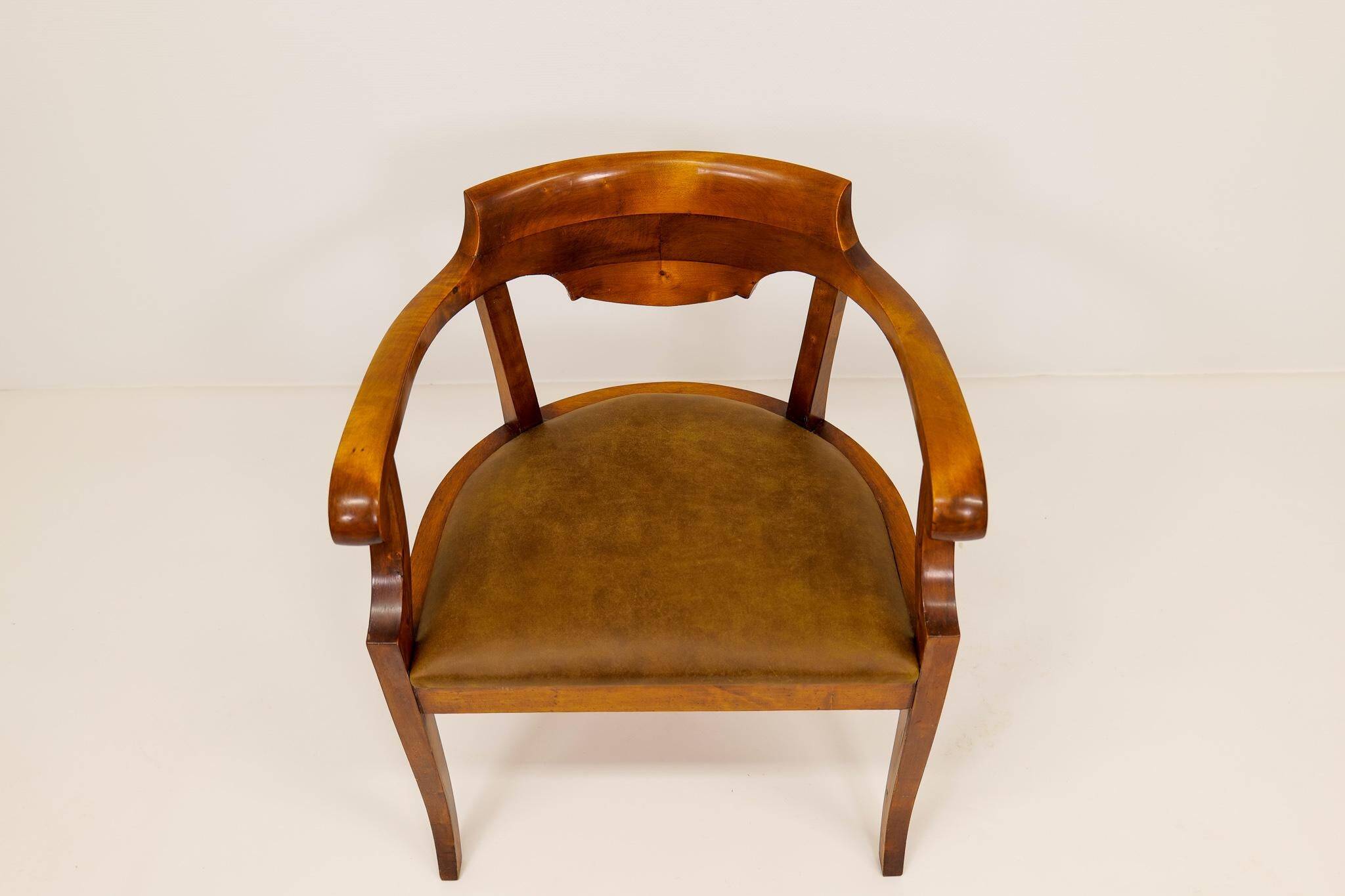 Swedish office chair in lacquered birch, mahogany brown, Sweden, 1920s.
