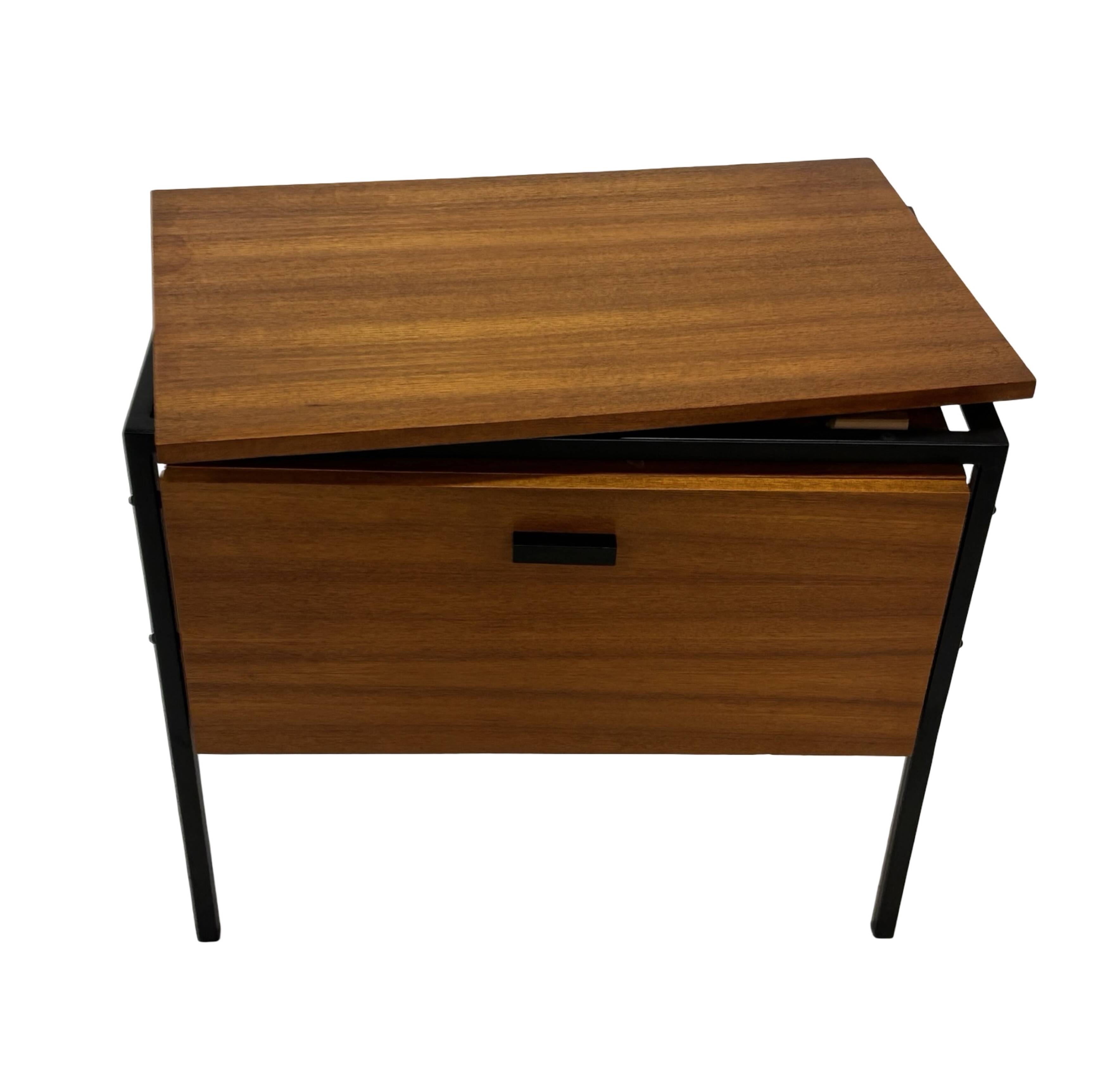 Meuble TV vintage petit format, placage teck, années 1960
