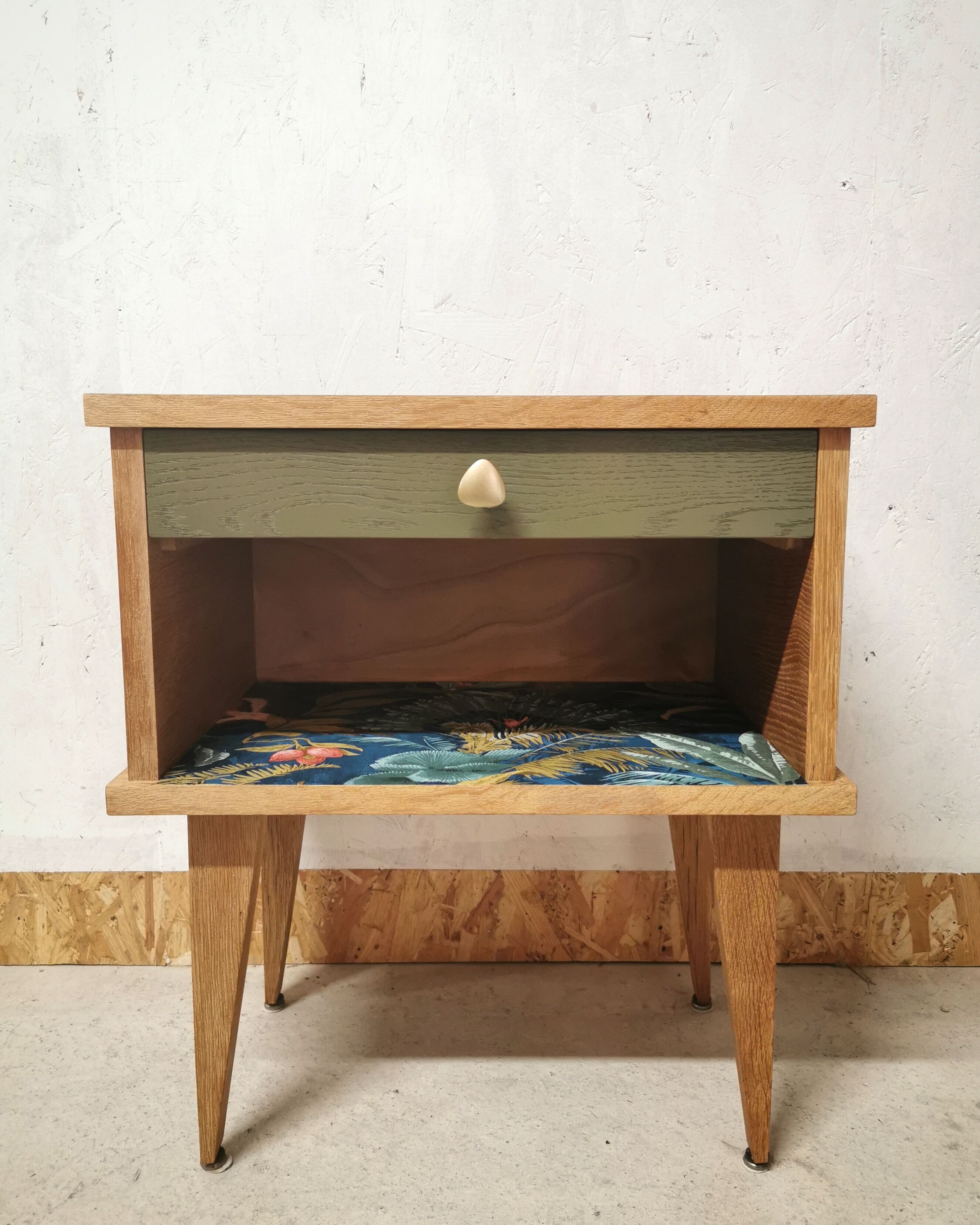 Vintage bedside compass feet