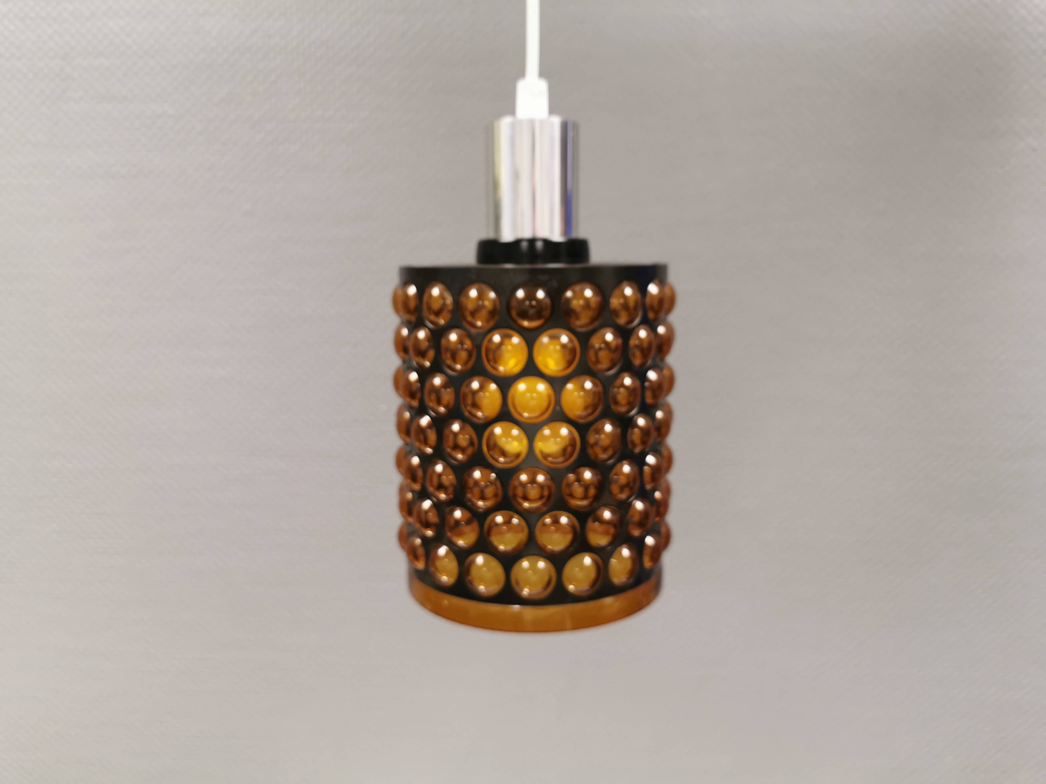 Vintage hanging lamp estimated from the 1980s.