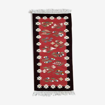 Tapis coureur tissé à la main roumain avec un design coloré floral 78x40cm