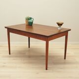 Table en palissandre, design danois, années 1970, production : Danemark