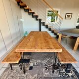 Table en bois massif neuve avec deux bancs - 2 mètres (200x90x5,5cm)