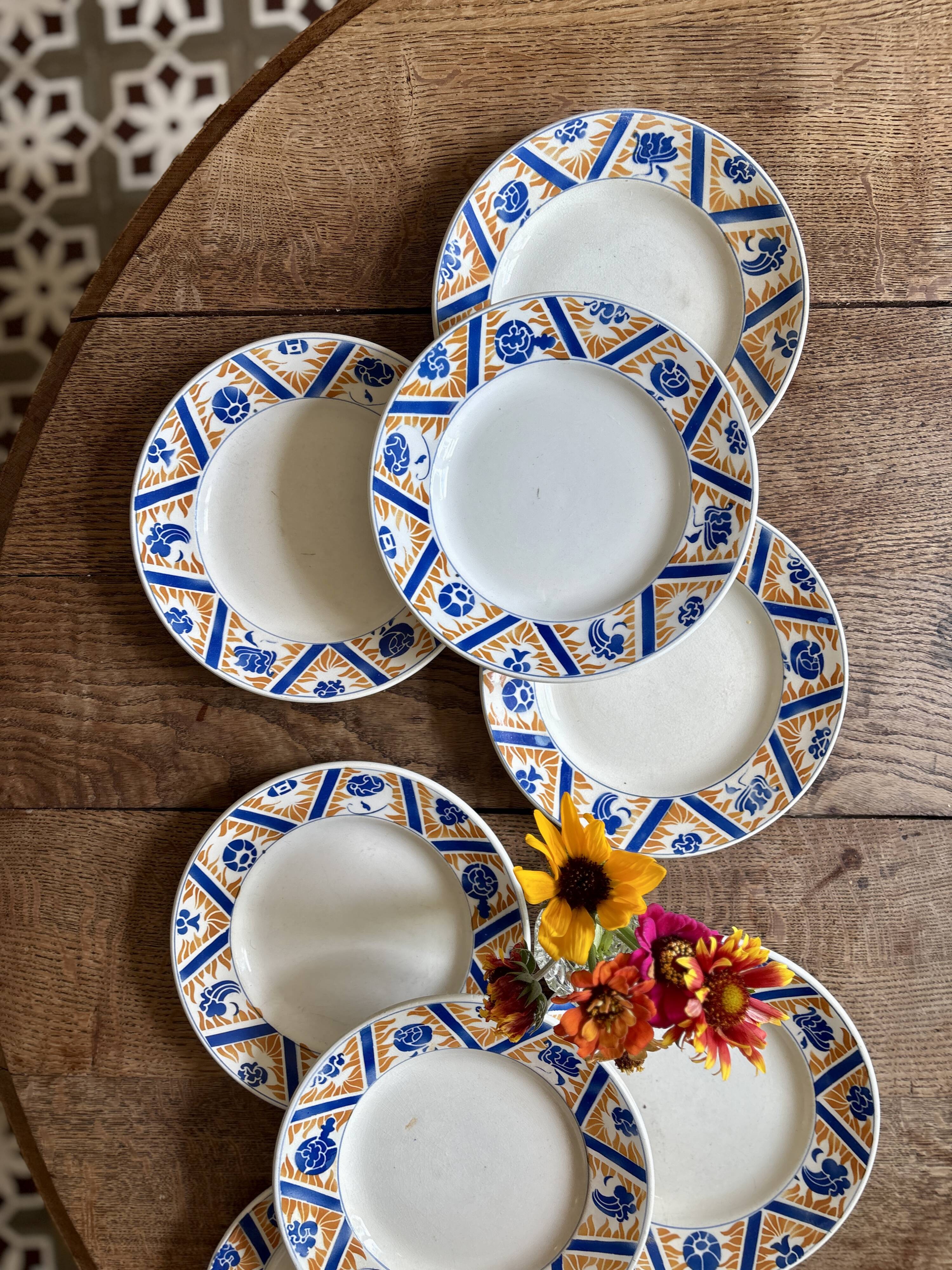 Set of 8 antique flat plates - Canada from Moulin des Loups